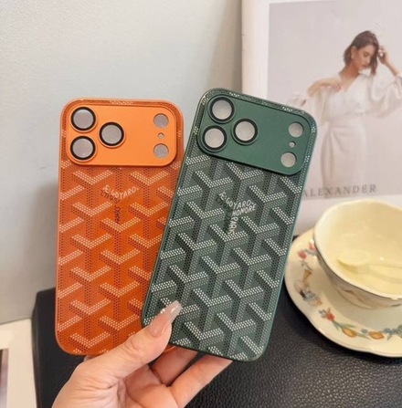 Чехол на iPhone 17 Pro Max Goyard