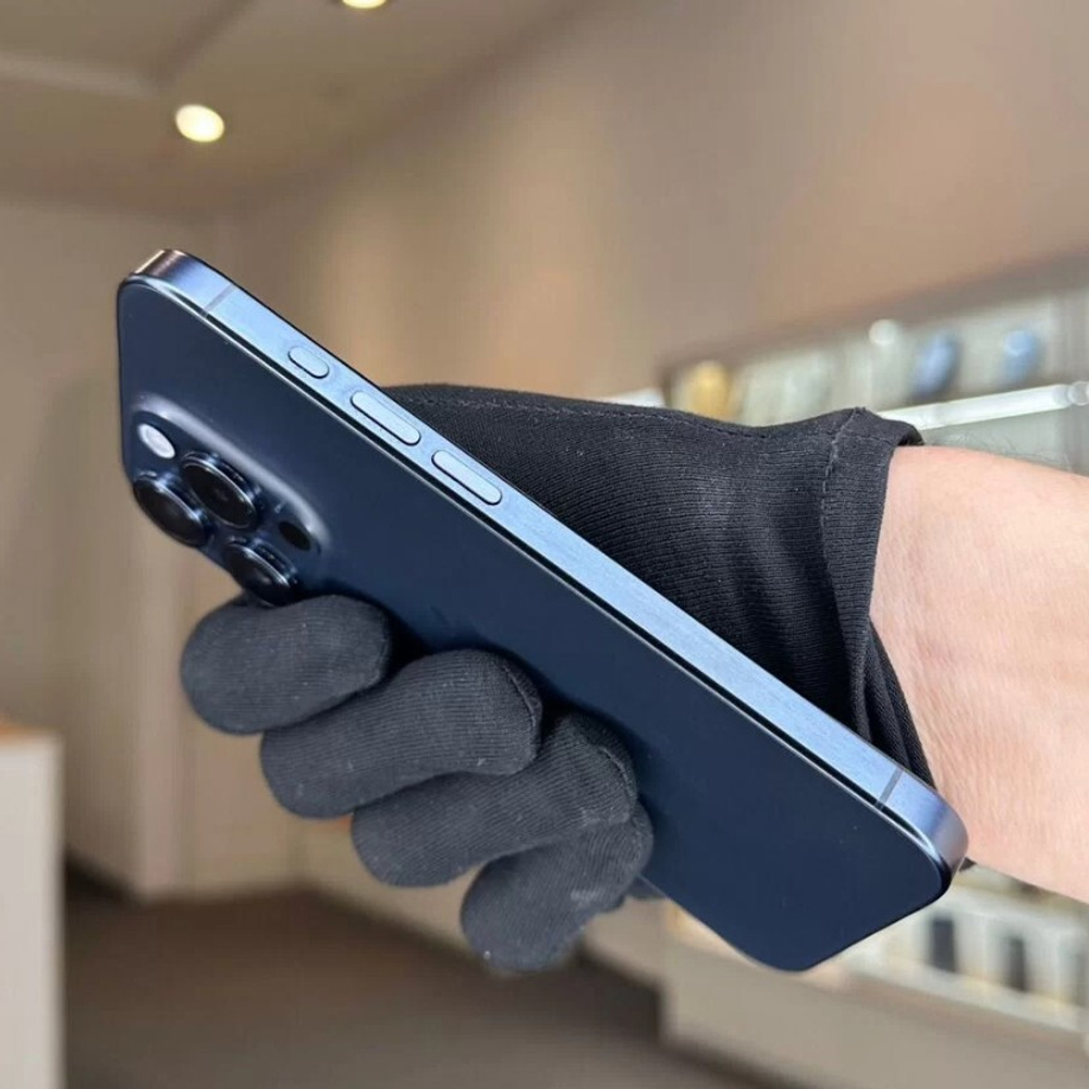iPhone 15 Pro, 256 ГБ б/у