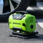 Компрессор автомобильный аккумуляторный Greenworks Арт. 3400807, 24V / 12V (от прикуривателя автомобиля), без АКБ и ЗУ в сумке