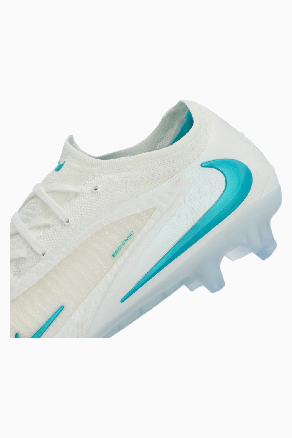 Бутсы Nike Phantom 6 Low Elite FG - белый