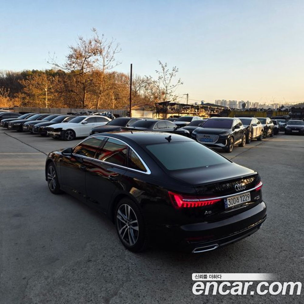 Audi A6 45 TFSI Quattro Premium — 2022