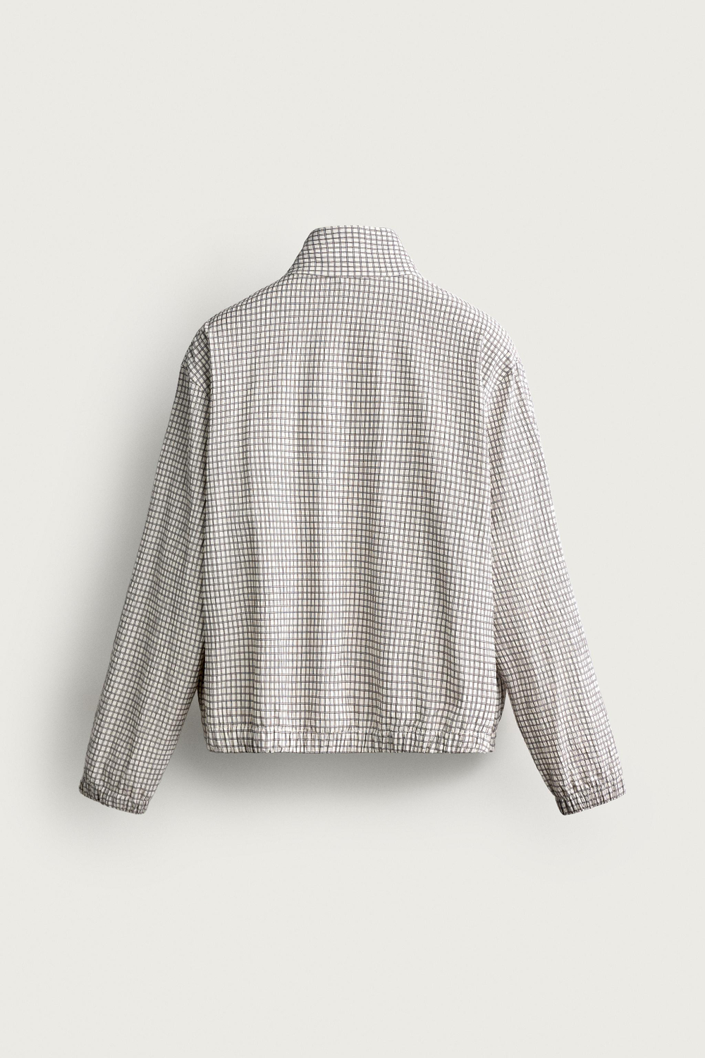УКОРОЧЕННАЯ КУРТКА В КЛЕТКУ — ZARA