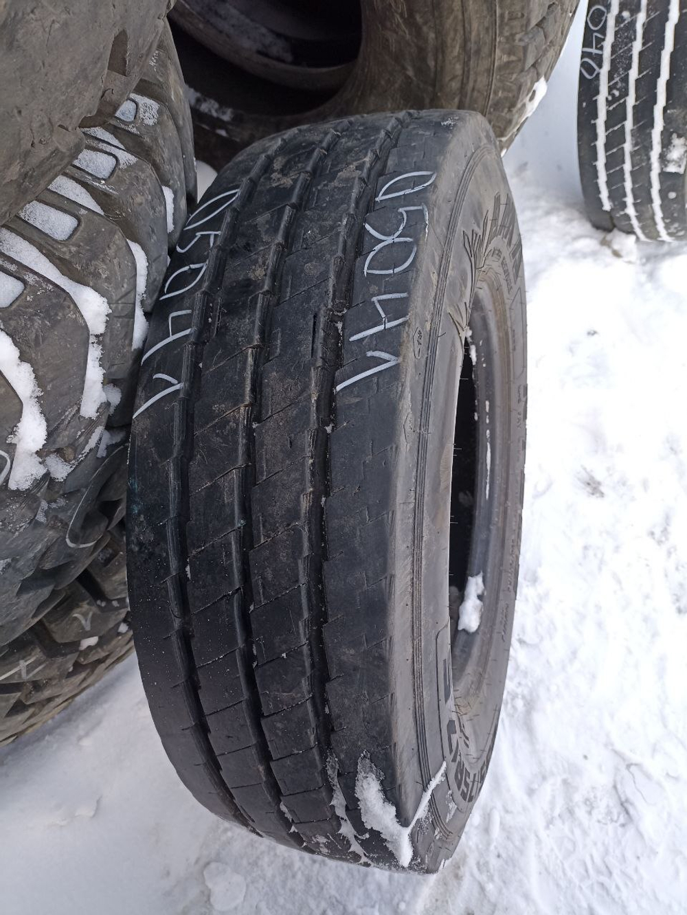 235/75R17.5 Kama NT202 шина б/у