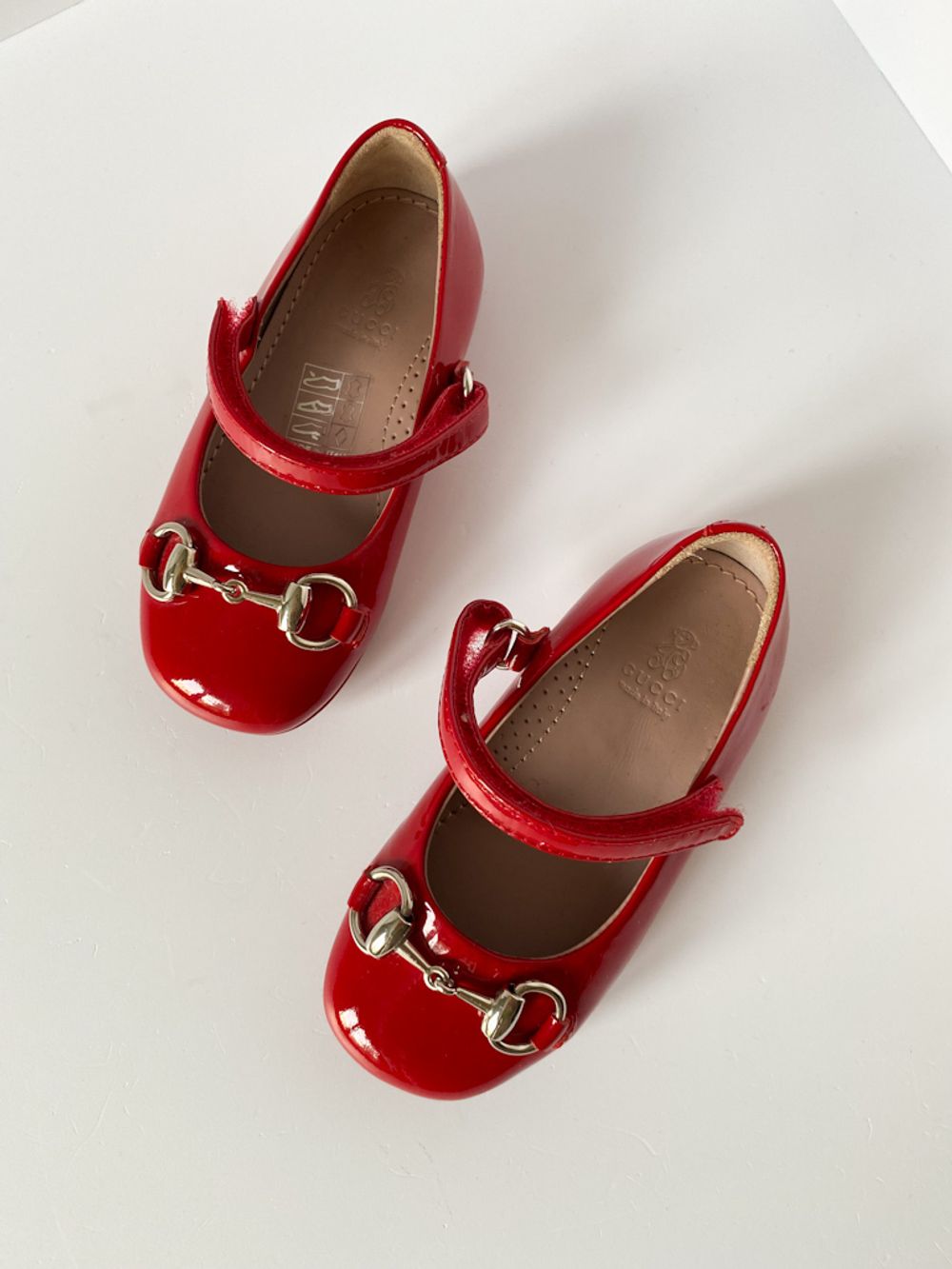 Лаковые туфли Gucci, 21