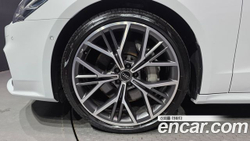 Audi A7 55 TFSI Quattro Premium — 2025
