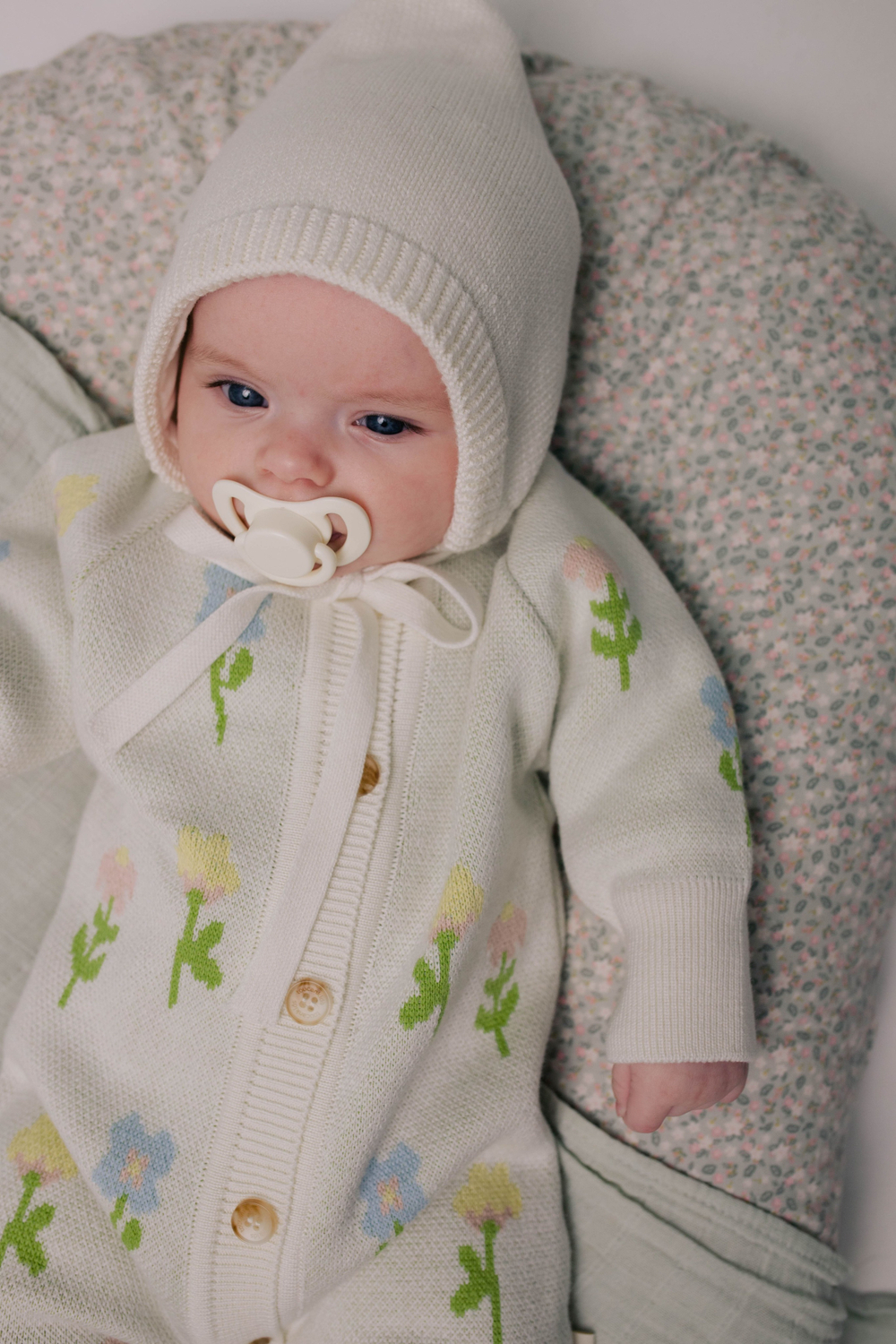 Комбинезон вязаный (цветочные мечты)
