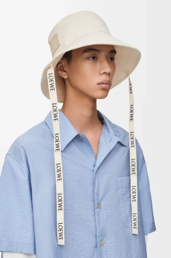 Loewe Шляпа из парусины, экрю