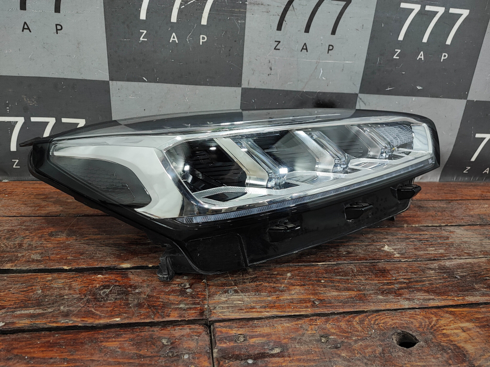 Фара правая LED Chery Tiggo 7 Pro 20-24 Б/У Оригинал 605000200AB