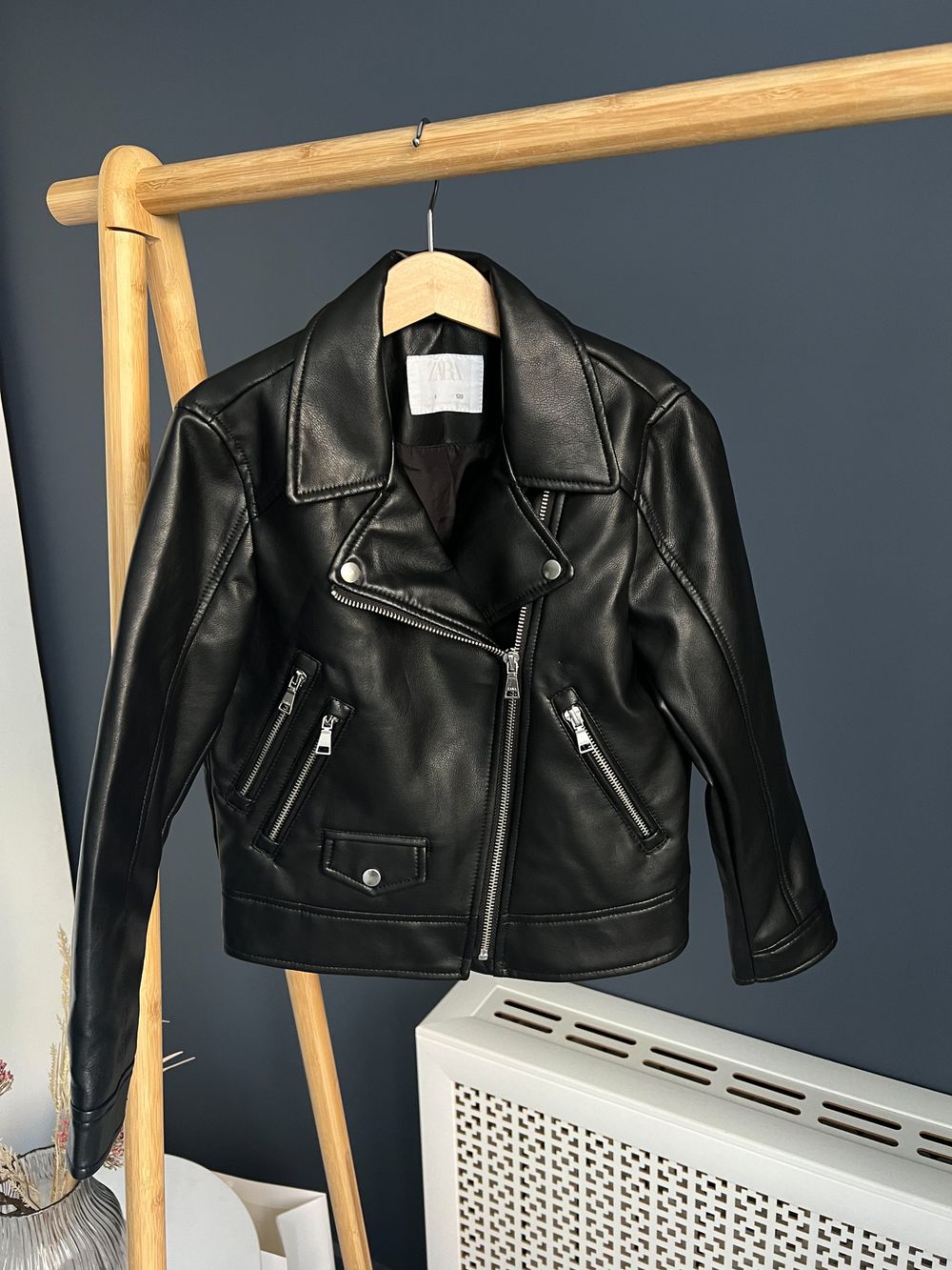 Новая куртка косуха Zara, 128