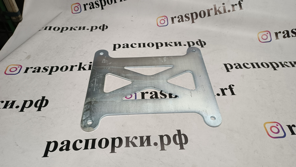 Распорка средняя нижняя плоская Renault Laguna 2 (ПОД ЗАКАЗ)