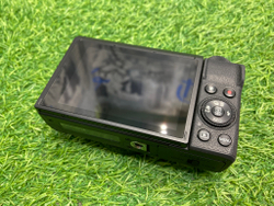 Canon G7X Mark III
