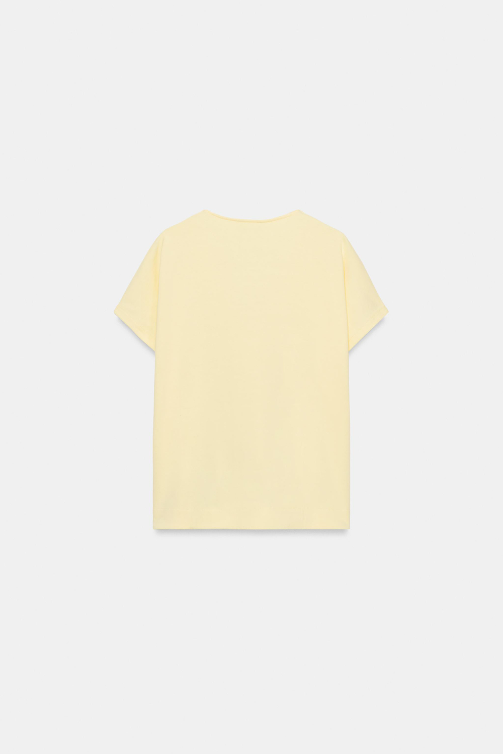 ФУТБОЛКА С V-ОБРАЗНЫМ ВЫРЕЗОМ — ZARA