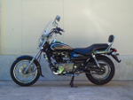 Мотоцикл Bajaj Avenger 220 Cruise черный глянцевый