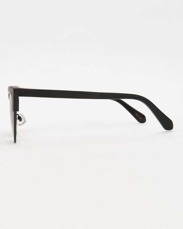 Очки солнцезащитные Spunky Marta 7 Black wood. dark grey lens - фото 4