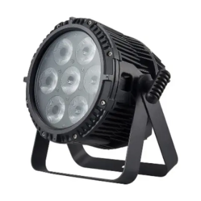 P720W — светодиодный PAR-прожектор 4×50 Вт IP65