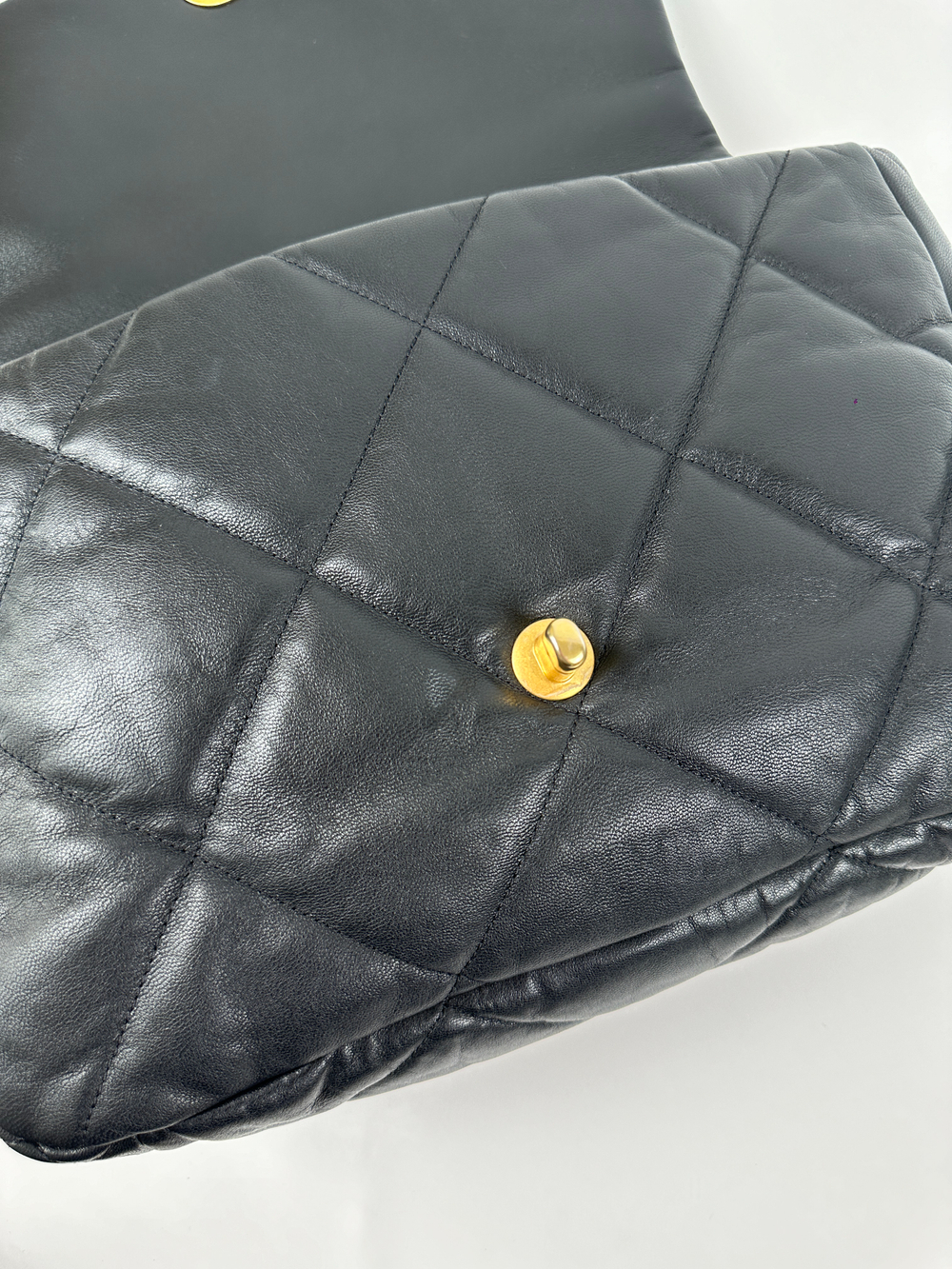 Сумка Chanel 19 Large Flap Bag