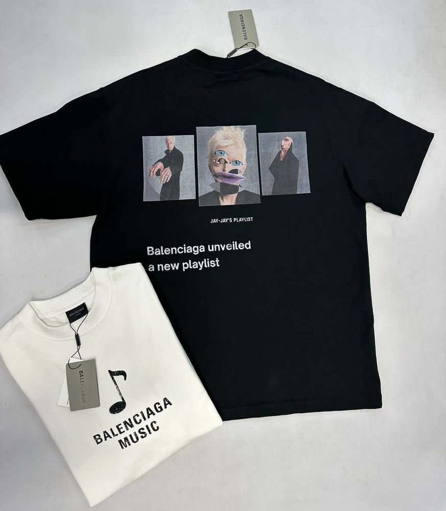 Футболка Balenciaga