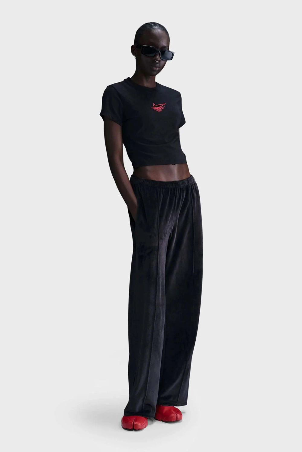 Футболка женская NIKE W NSW NK CHLL KNT TEE VDAY
