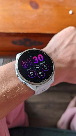 Спортивные часы Forerunner 965 белые 010-02809-11