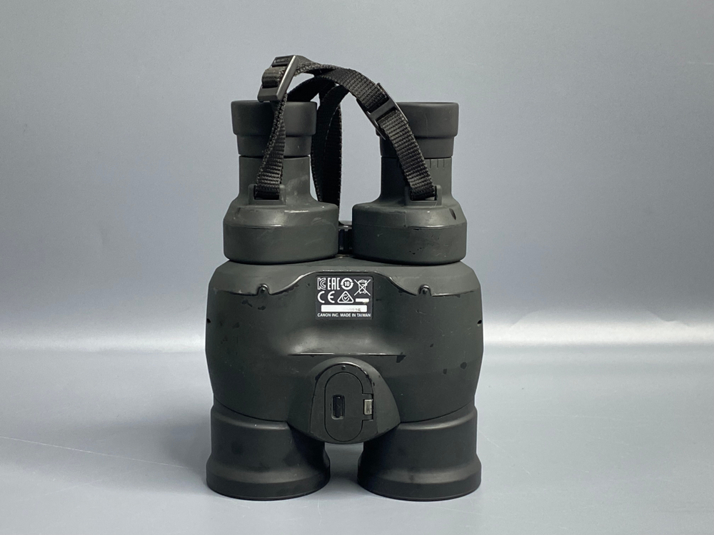 Canon 12×36 IS III