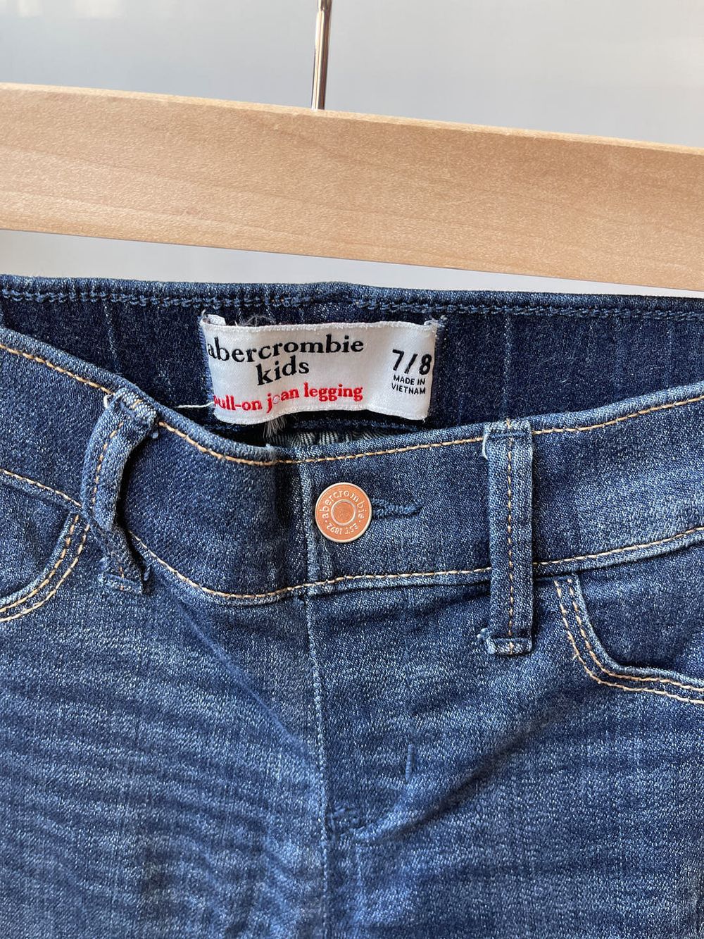 Джинсы Abercrombie, 122