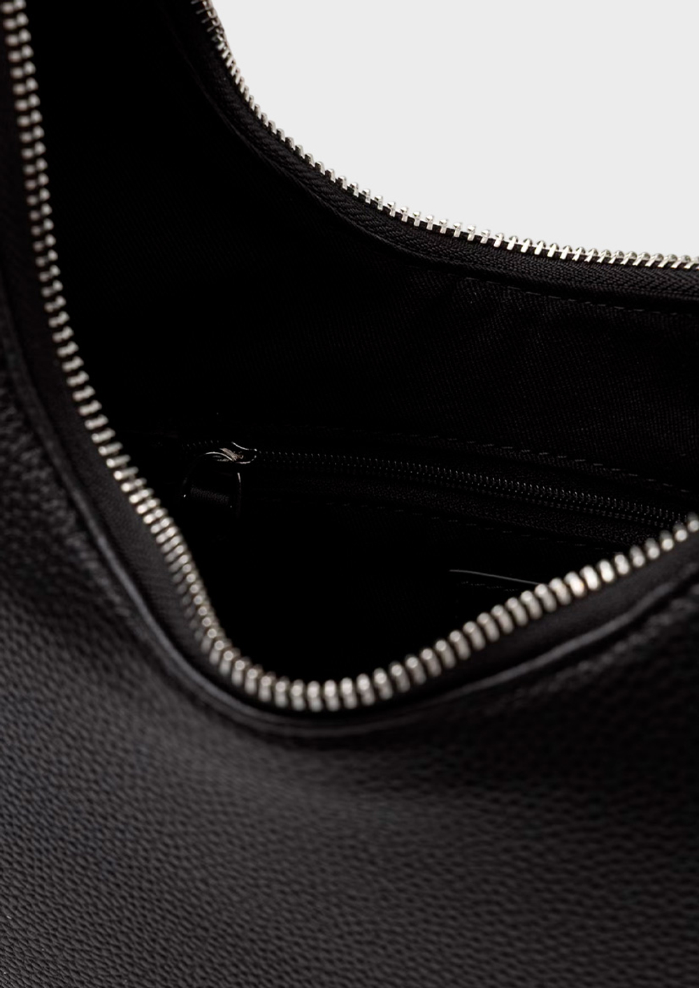 Сумка KARL LAGERFELD JEANS Rebel Hobo Bag