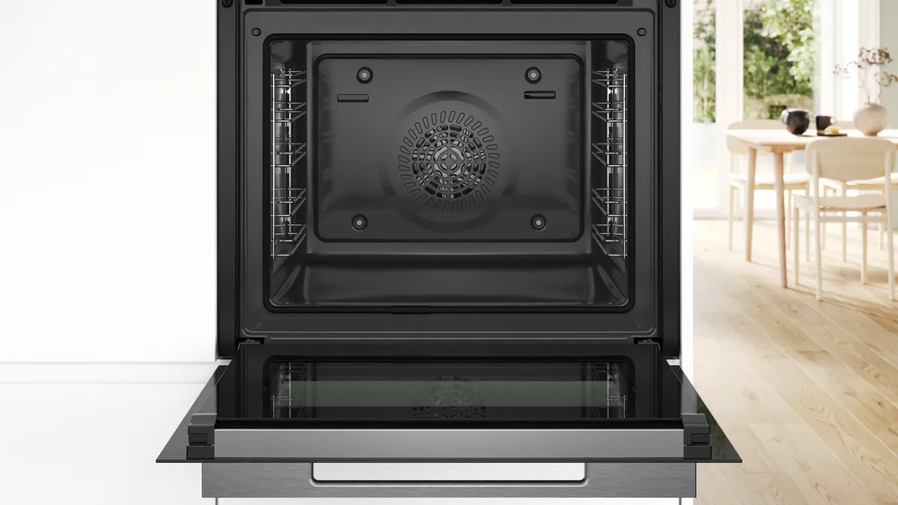 Электрический духовой шкаф Bosch HBG7741W1