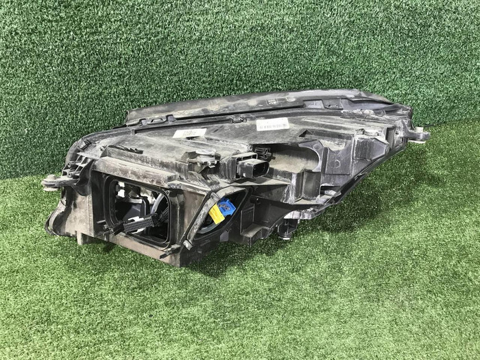 Фара правая Mercedes S W222 (2013-2017) LED