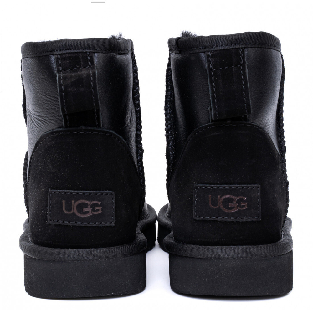 Ugg Classic Mini Metallic "Black"