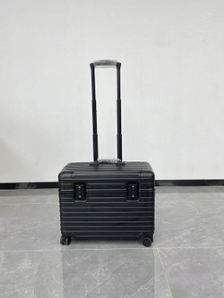 Дорожный чемодан Rimowa