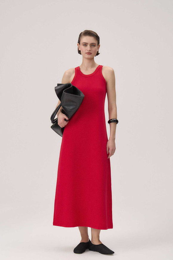 Трикотажное платье-майка