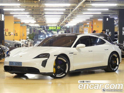 Porsche Taycan Turbo S — 2021
