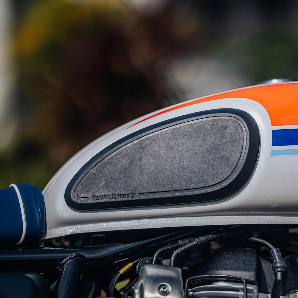 Накладки на бак Royal Enfield, черного цвета, арт. 1990535