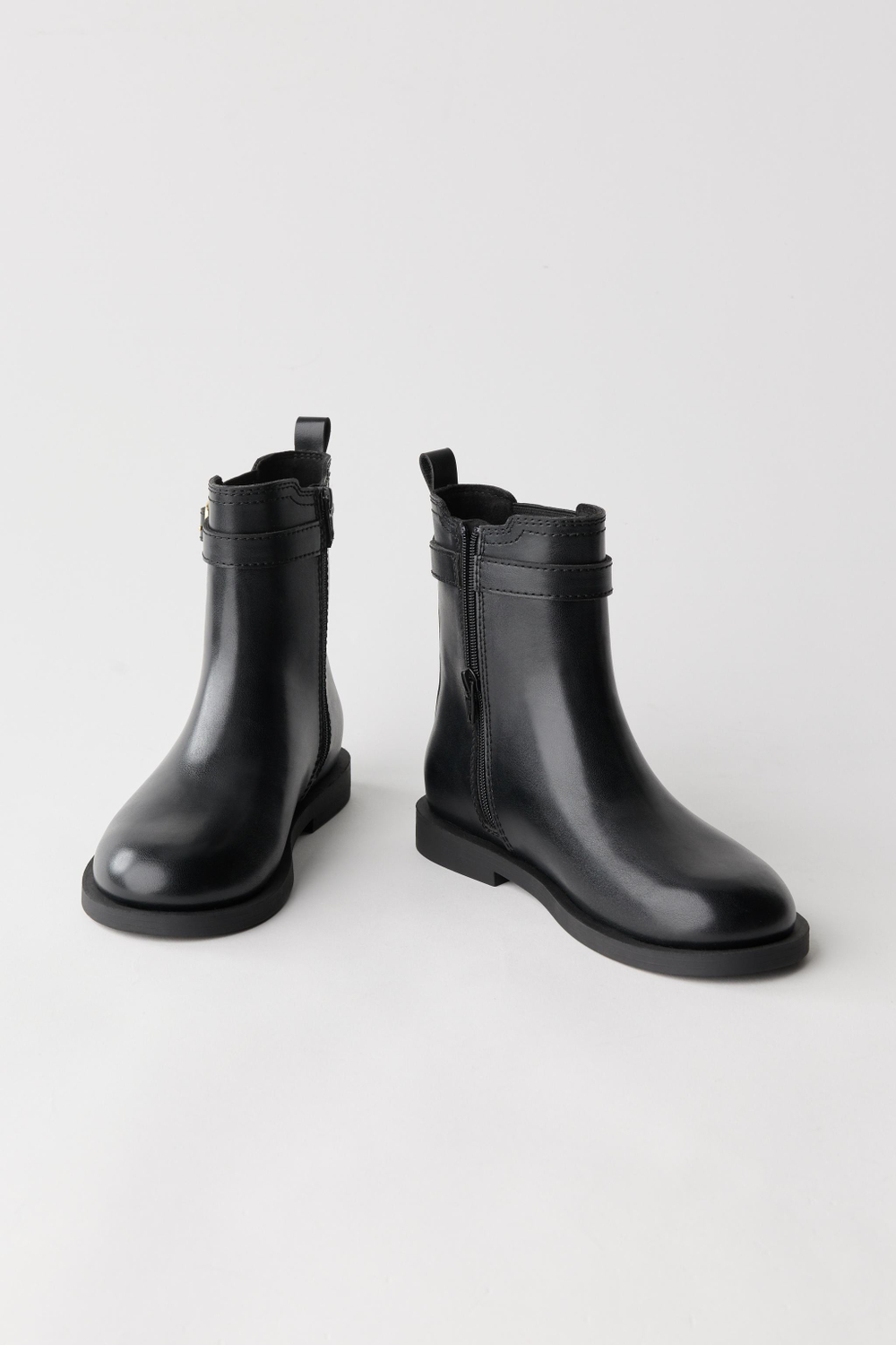 ZARA БОТИНКИ С ПРЯЖКОЙ, ЧЕРНЫЙ