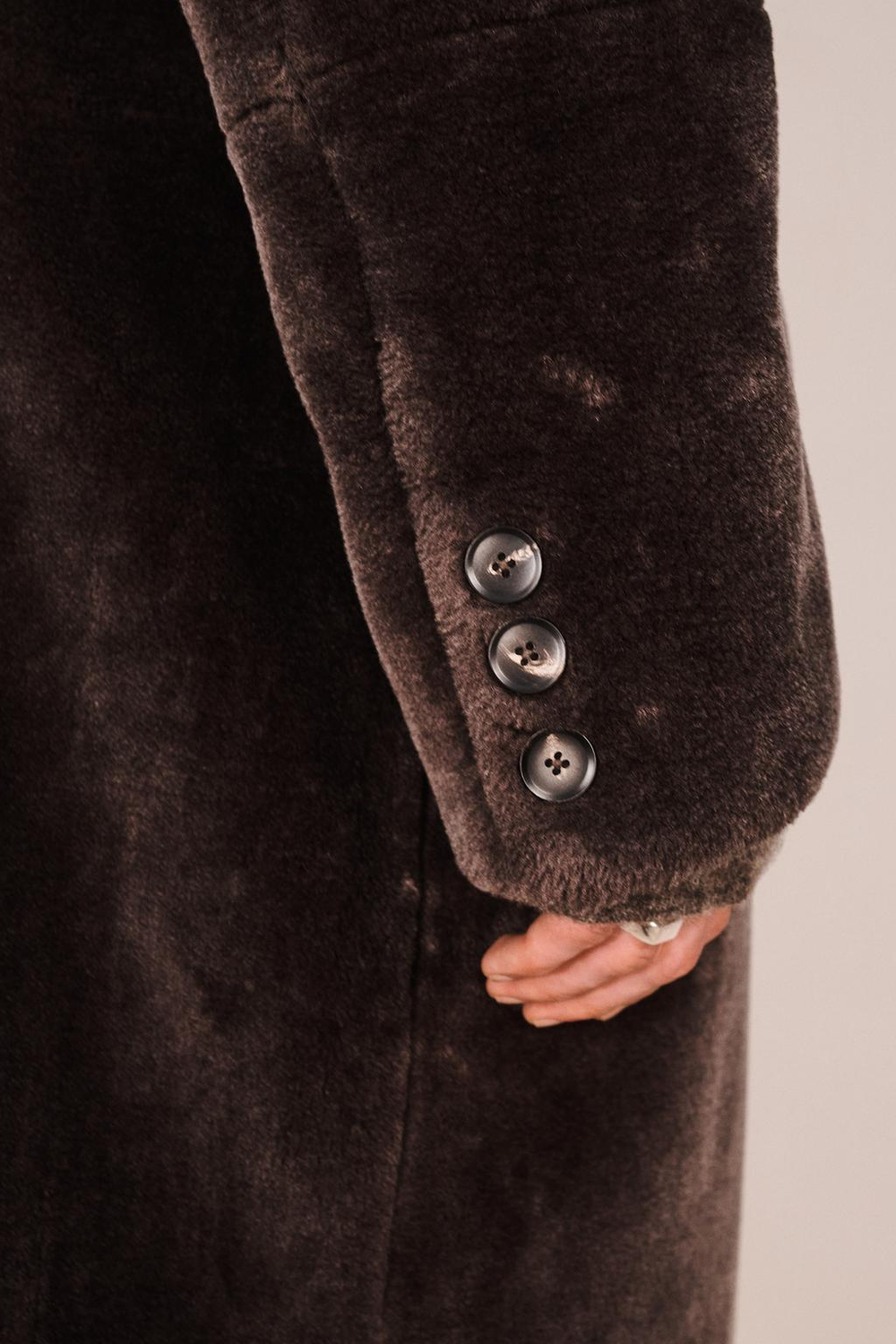 ZARA ПАЛЬТО ИЗ ИСКУССТВЕННОГО МЕХА СВОБОДНОГО КРОЯ, ТЕМНО-КОРИЧНЕВЫЙ