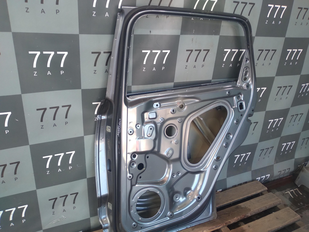 Дверь задняя правая Skoda Karoq 17-нв Б/У Оригинал 575833312B 575833052H