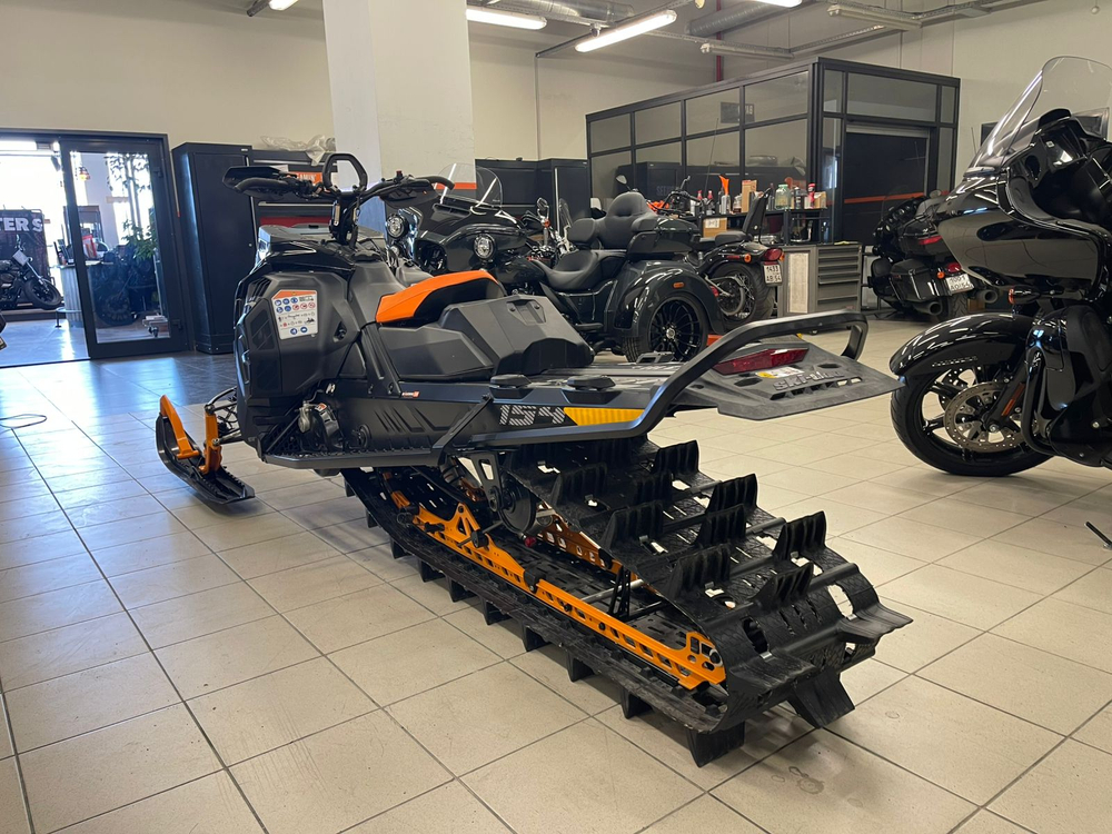 Снегоход BRP SKI-DOO SUMMIT X EXPERT 154 850 E-TEC (2024 m/y) с НДС