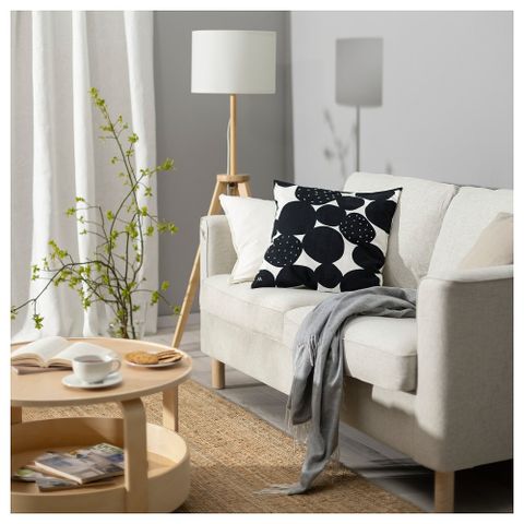Чехол на подушку IKEA SANDSENAP (САНДСЕНАП), Черный, Молочный, 50x50 см