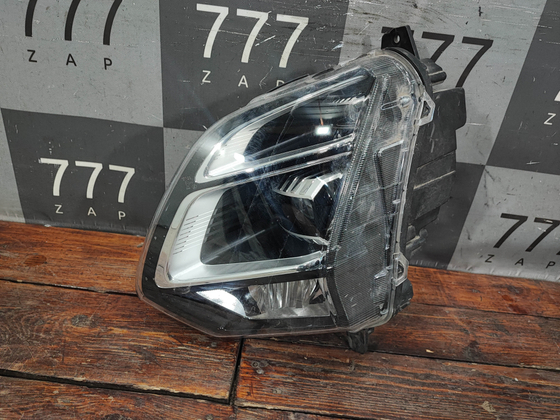 Фара левая LED Omoda C5 22-нв Б/У Оригинал 605000530AA