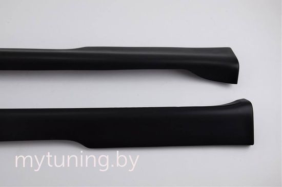 Накладки на пороги V.6 для VW GOLF 4 3D 1997-2006