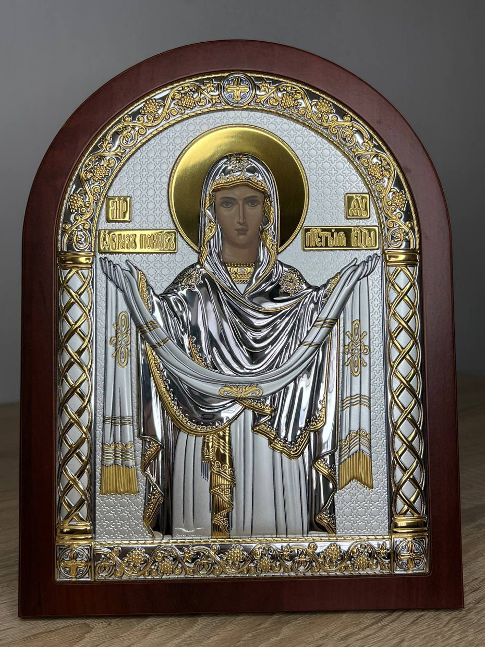 Покрова БМ, икона арочная, красное дерево 175х225 — вид сбоку