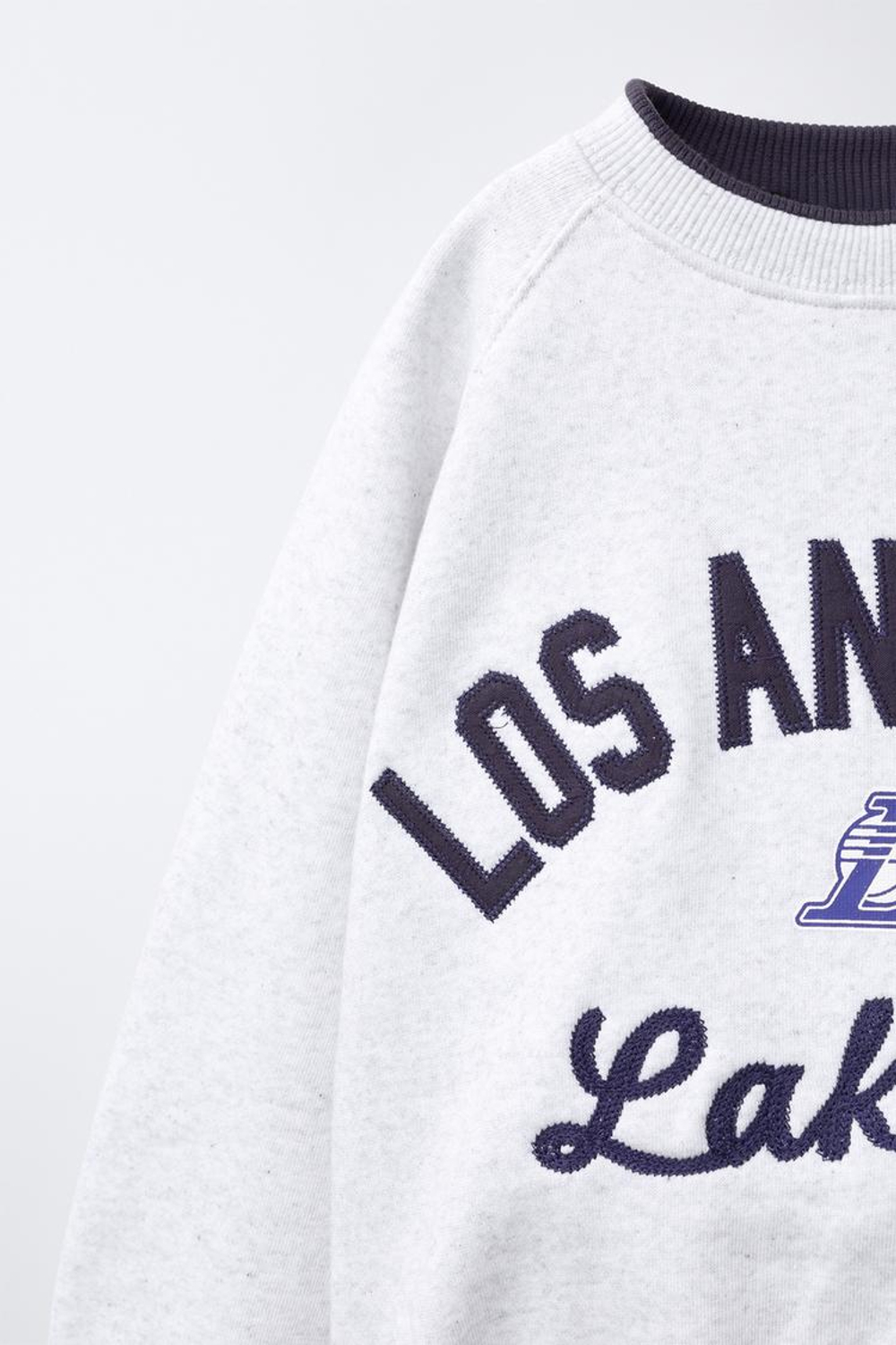 ZARA ТОЛСТОВКА С ВЫШИВКОЙ NBA — LOS ANGELES LAKERS, СЕРЫЙ МЕЛАНЖ