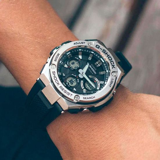 Наручные часы Casio G-Shock GST-W110-1A