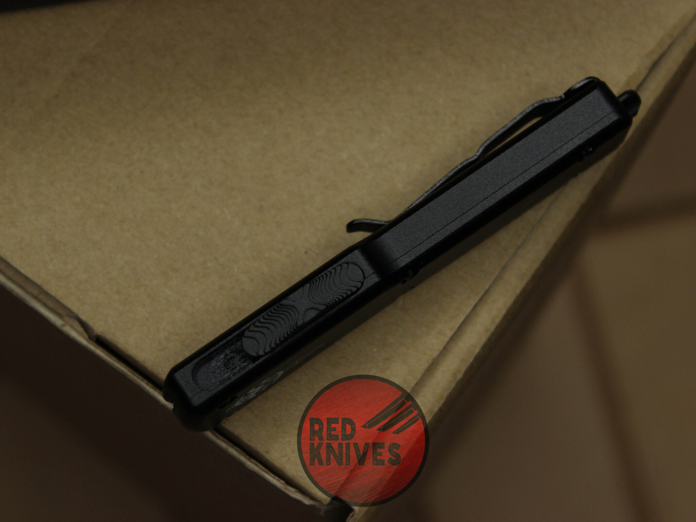 Нож Microtech UTX-70 A+++ HELLHOUND H/E - черный, лого Marfione