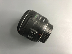 Canon EF 35mm 2 IS USM