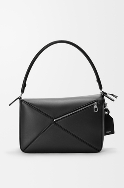 Loewe Сумка-мешок среднего размера Puzzle Featherlight из кожи ягненка наппа, черный