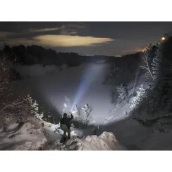 Тактический фонарь Armytek Predator Pro Max Extended Set - использование зимой на природе