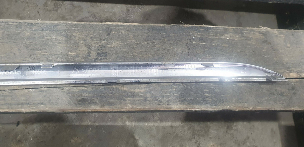 Молдинг заднего бампера Mercedes S-Class (W222) 13-17 Б/У Оригинал A2228851121