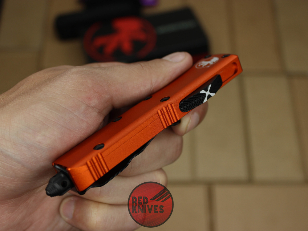 Нож Microtech UTX-85 T/E - оранжевая рукоять, танто клинок, сатин RK-394