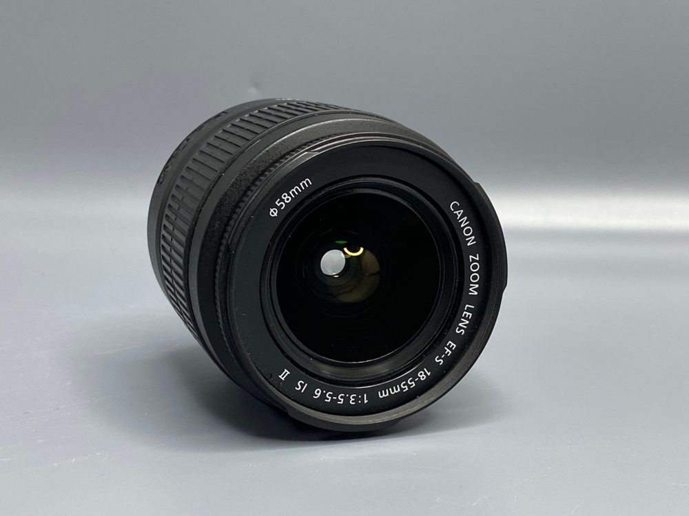 Canon EF-S 18-55mm f/3.5-5.6 IS II